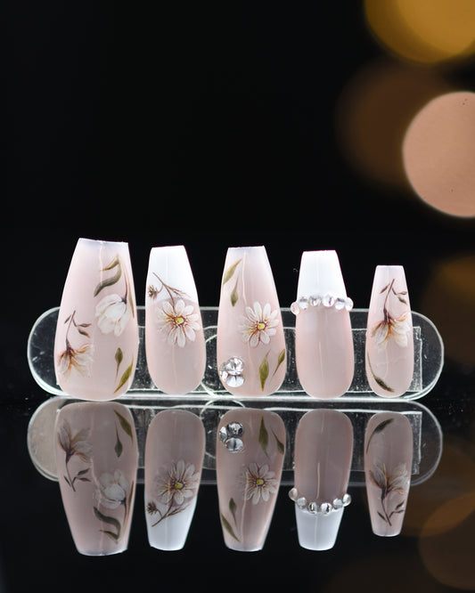 Blooming Elegance -Handmade Press on nails
